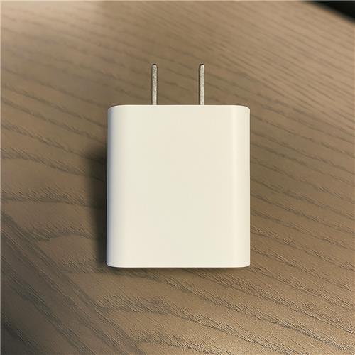 USB USA Reisstekker voor Amerika - Compact formaat USB stekker - EU naar VS - Lichtgewicht - 1 stuk - Wit